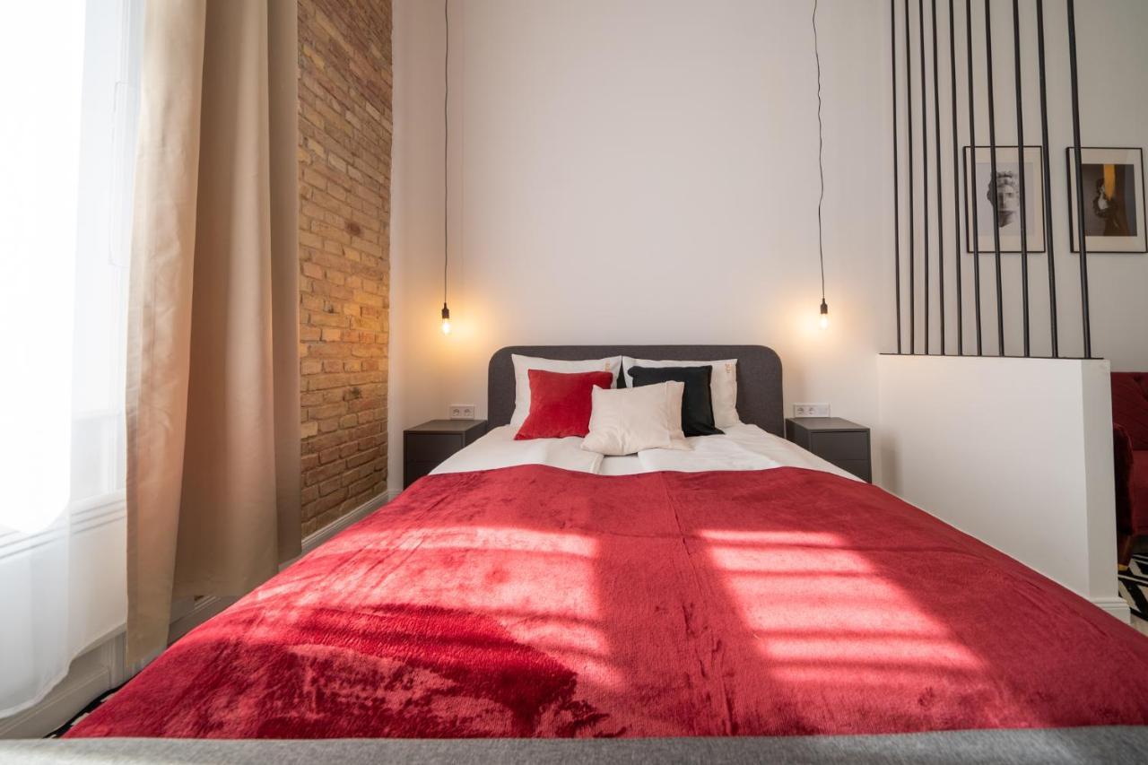 K33- Boutique Apartments, Best Location, By Bqa Budapest Eksteriør bilde